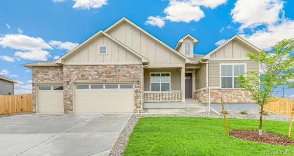 $739,900 | 836 Eastport Drive, Berthoud, CO 80513
