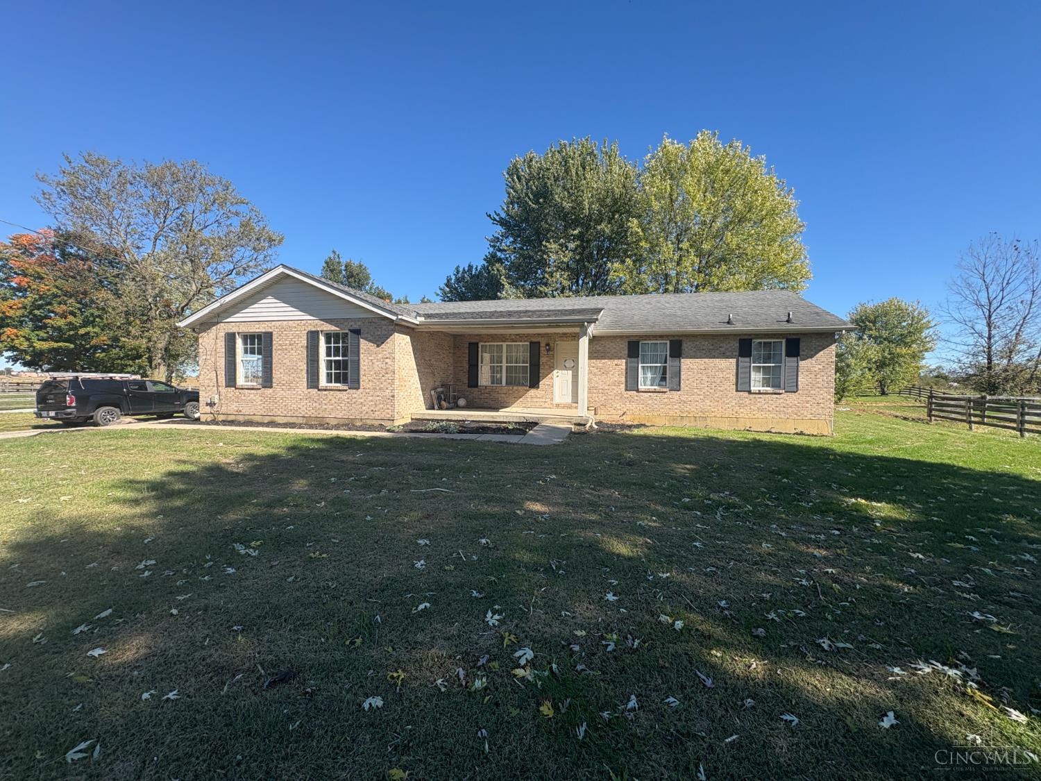 1628 Bell Road Hamilton, OH 45013 - Photo 1 of 19