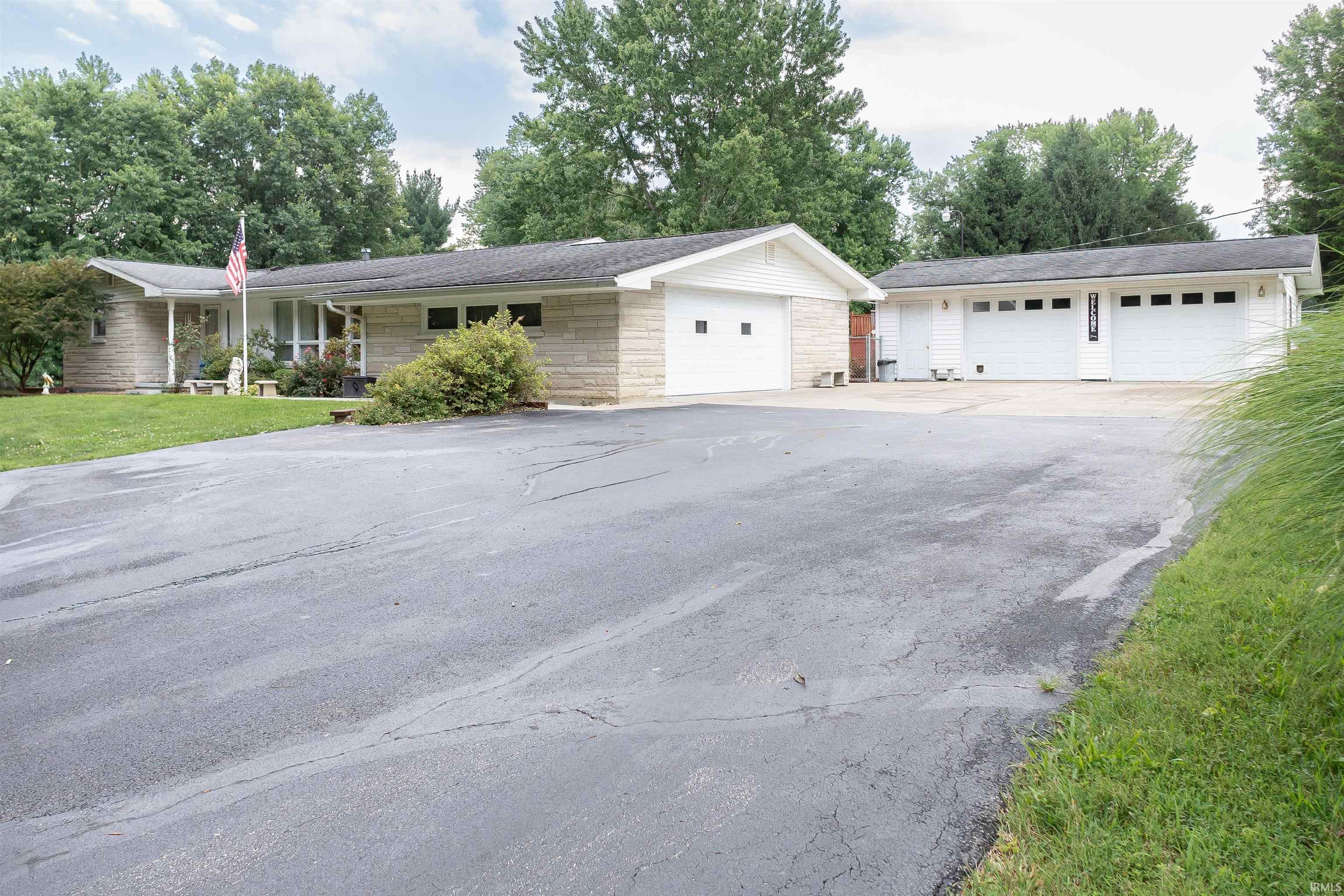 1554 East Oolitic Road Bedford, IN 47421 - Photo 1 of 33 Gallery Image 1