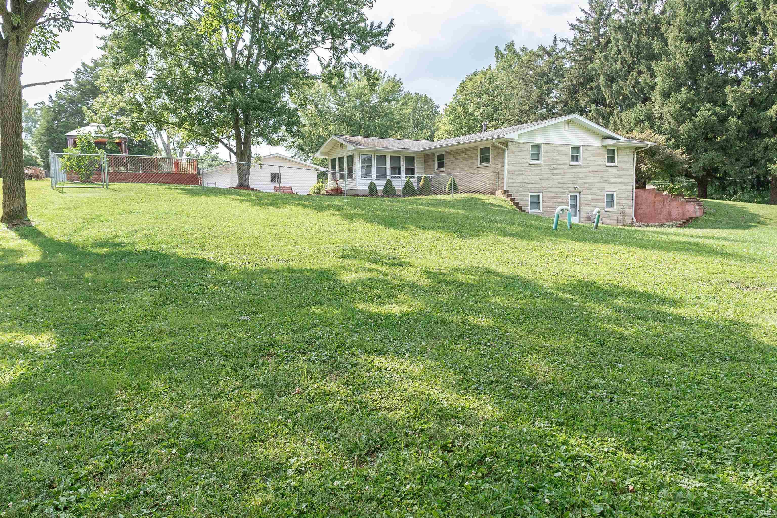 1554 East Oolitic Road Bedford, IN 47421 - Photo 31 of 33 Gallery Image 31