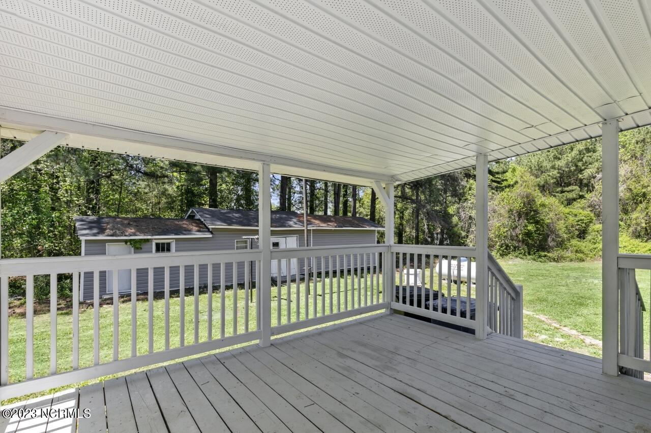4125 Seminole Road Wilson, NC 27893 - Photo 29 of 33 Back Deck 3