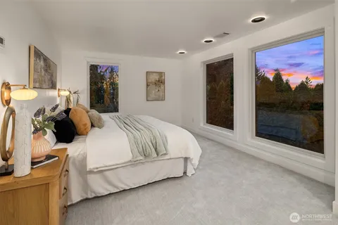 $1,350,000 | 701 10th Street, Mukilteo, WA 98275
