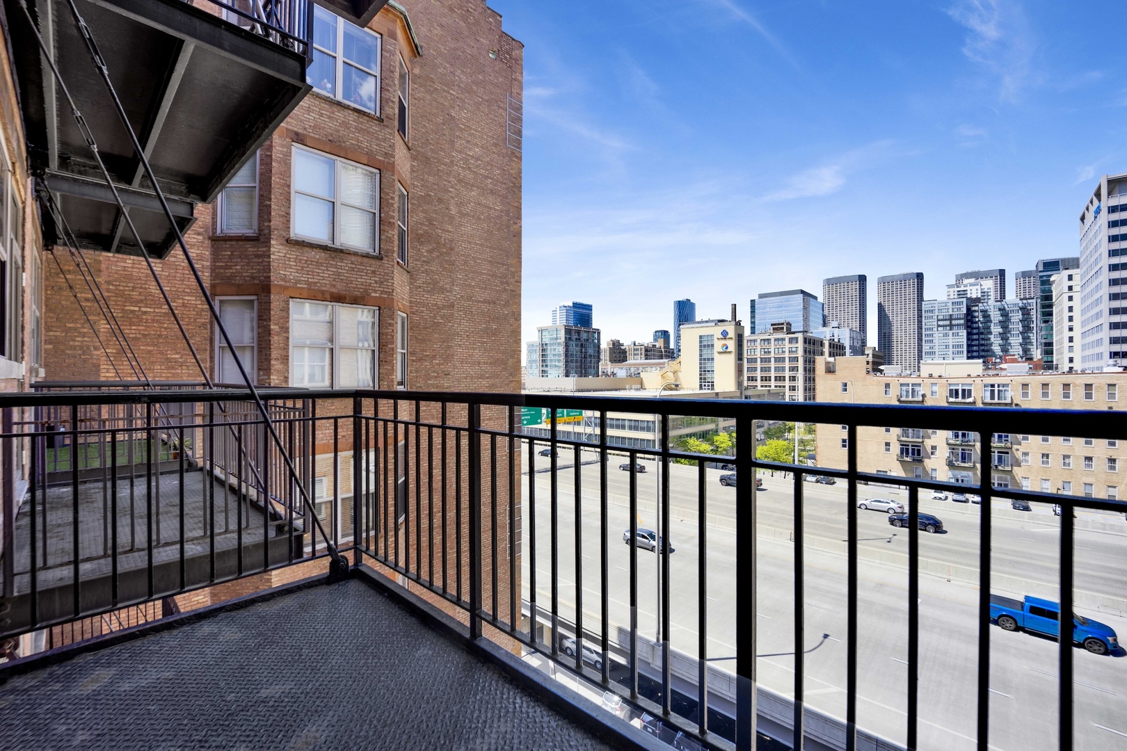 500 South Clinton Street, Unit 642 Chicago, IL 60607 - Photo 21 of 29