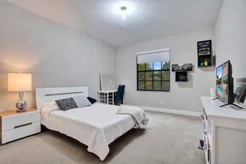 $1,639,000 | 11965 South Baypoint Circle, Parkland, FL 33076