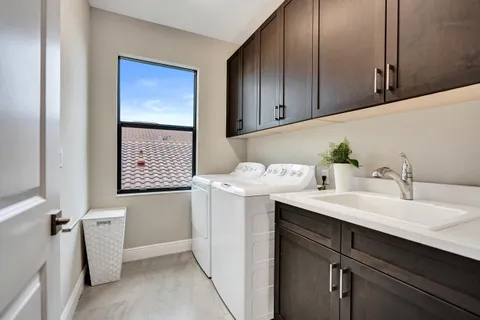 $1,639,000 | 11965 South Baypoint Circle, Parkland, FL 33076