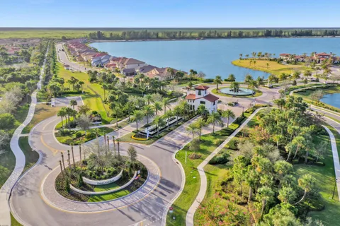 $1,639,000 | 11965 South Baypoint Circle, Parkland, FL 33076
