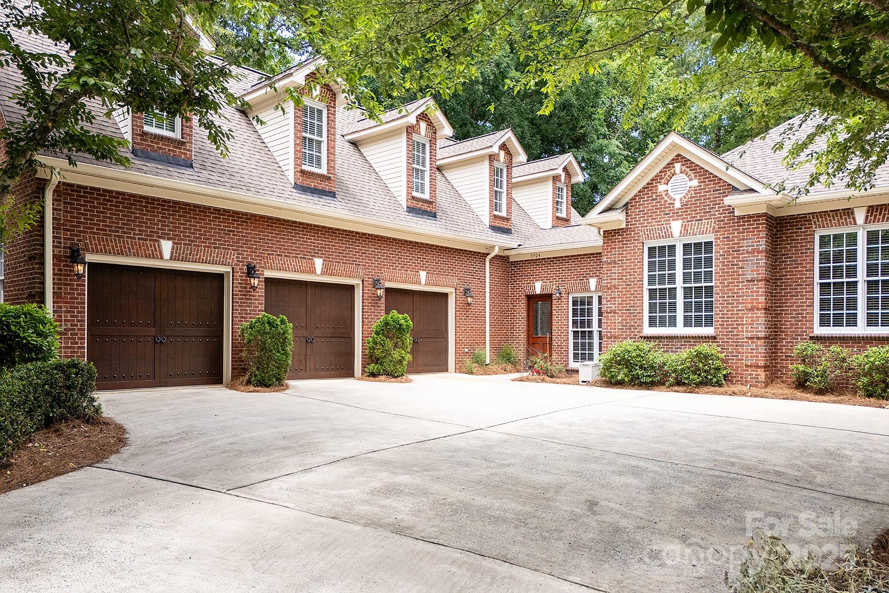 3504 High Ridge Road Charlotte, NC 28270 - Photo 3 of 36 front view of a house with a yard