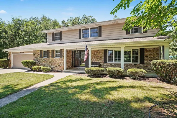 $350,000 | 3229 Delevan Drive, Saginaw, MI 48603