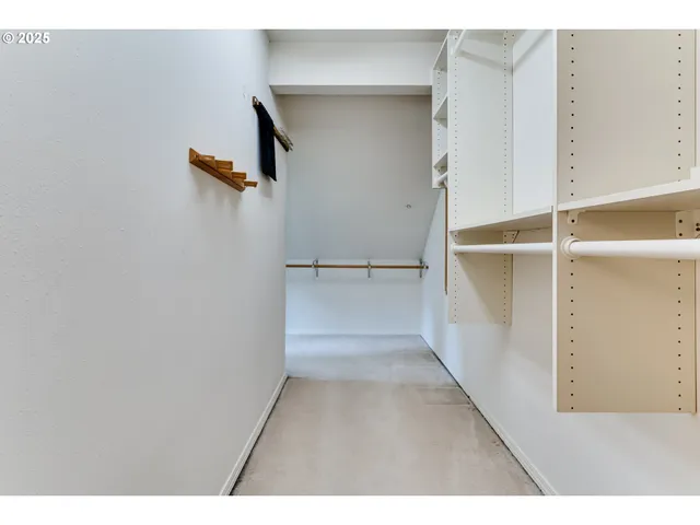 a view of walk in closet