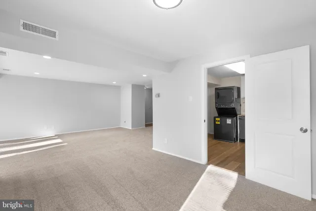 $225,000 | 19104 Mills Choice Road, Unit 3, Montgomery Village, MD 20886