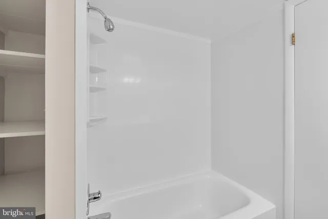 $225,000 | 19104 Mills Choice Road, Unit 3, Montgomery Village, MD 20886