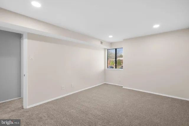 $225,000 | 19104 Mills Choice Road, Unit 3, Montgomery Village, MD 20886