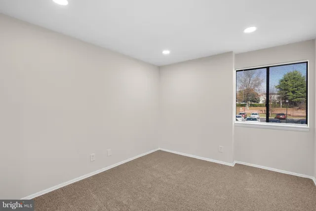 $225,000 | 19104 Mills Choice Road, Unit 3, Montgomery Village, MD 20886