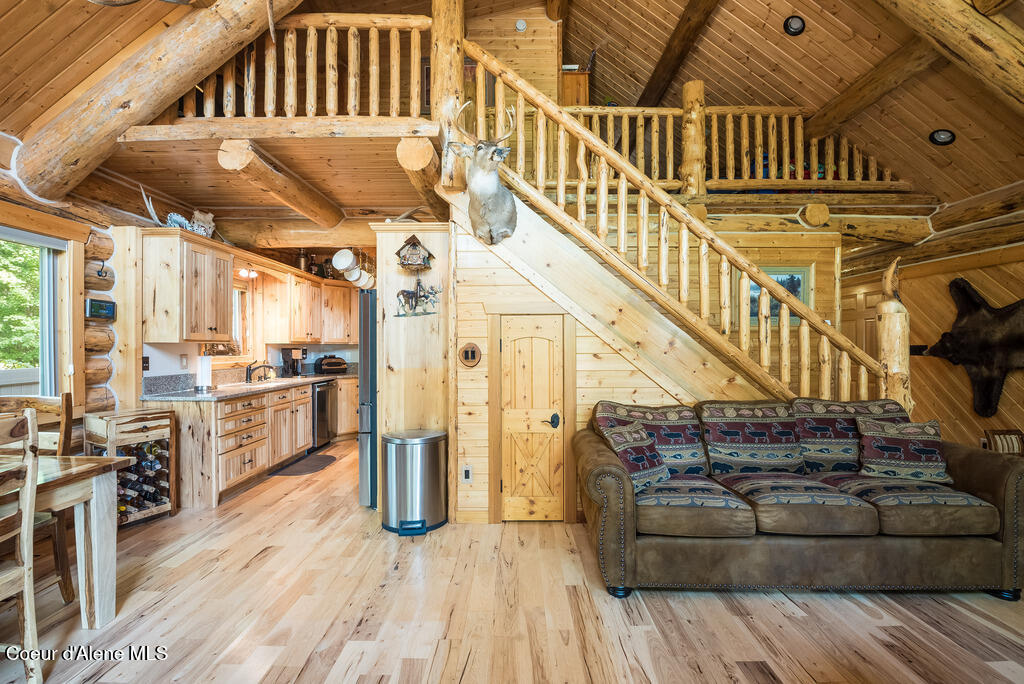 28 Creekside Lane Hope, ID 83836 - Photo 11 of 55 Living Room