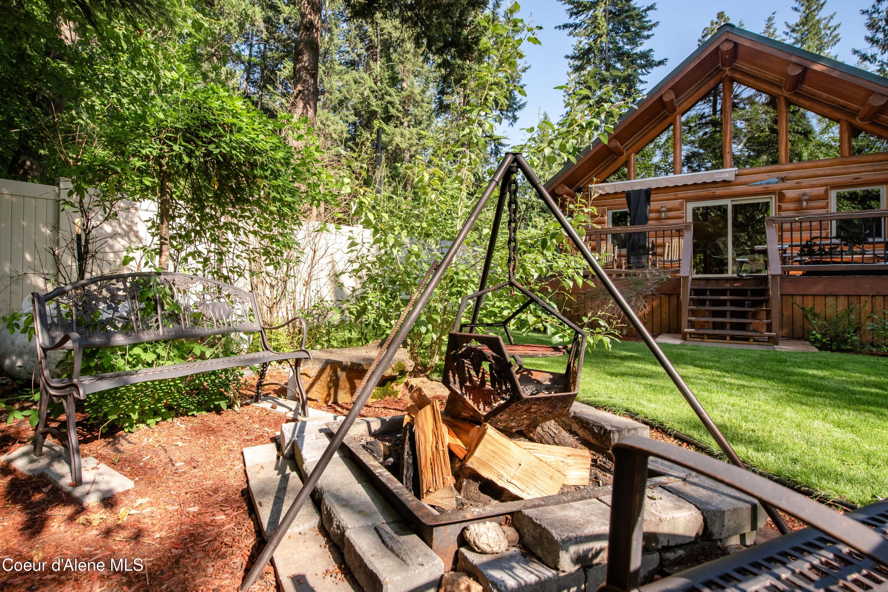 28 Creekside Lane Hope, ID 83836 - Photo 39 of 55 Backyard