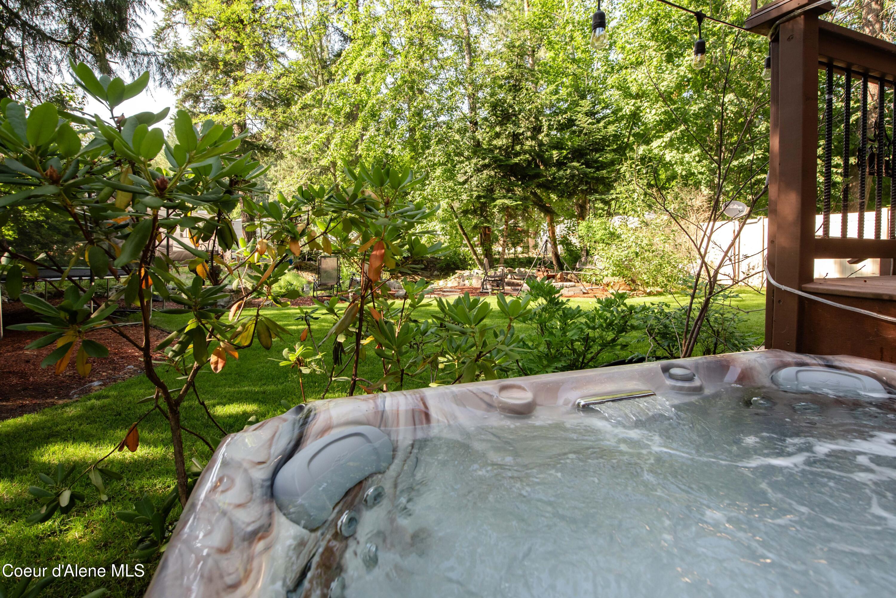 28 Creekside Lane Hope, ID 83836 - Photo 44 of 55 Hot Tub