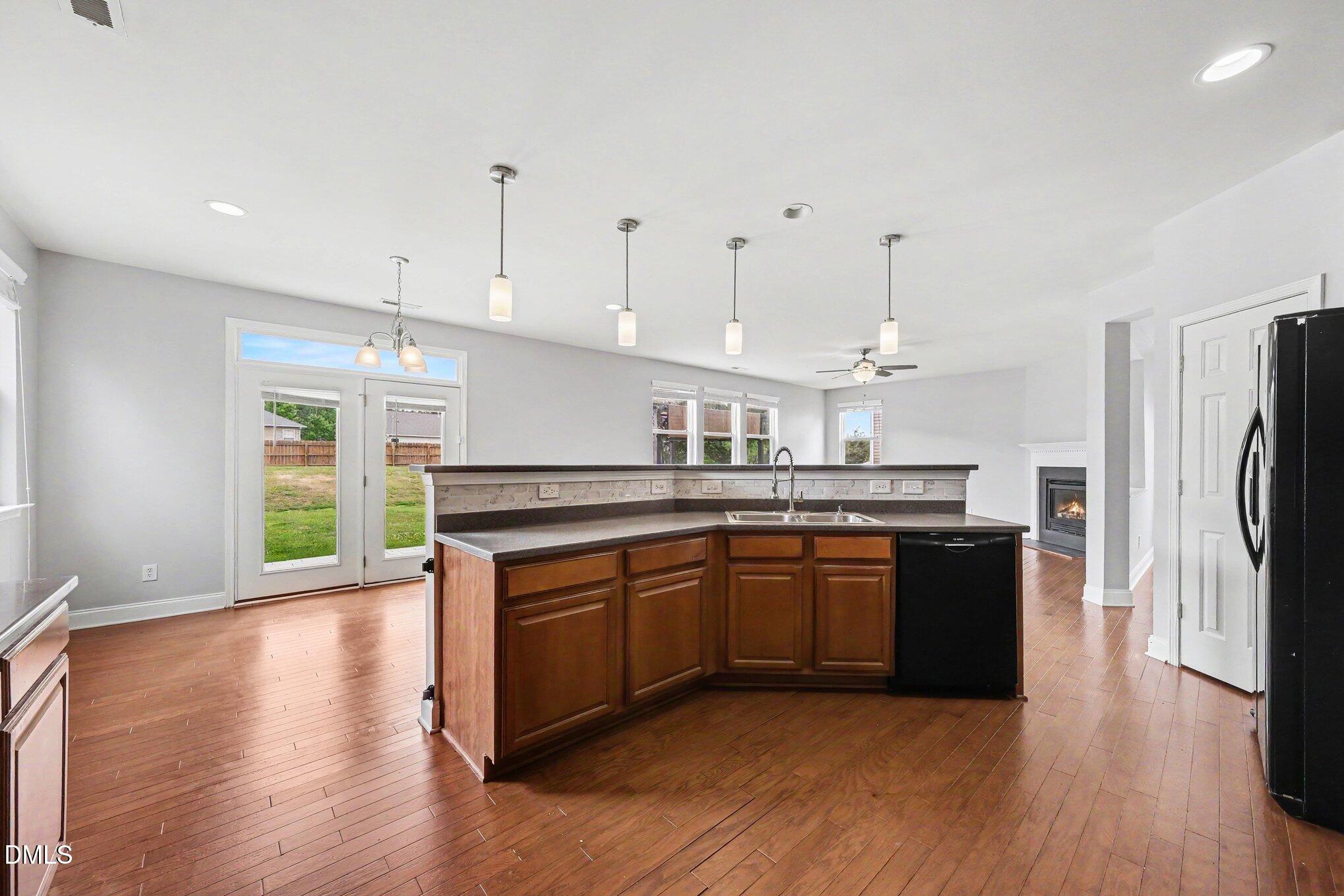 203 Rondelay Drive Durham, NC 27703 - Photo 13 of 28