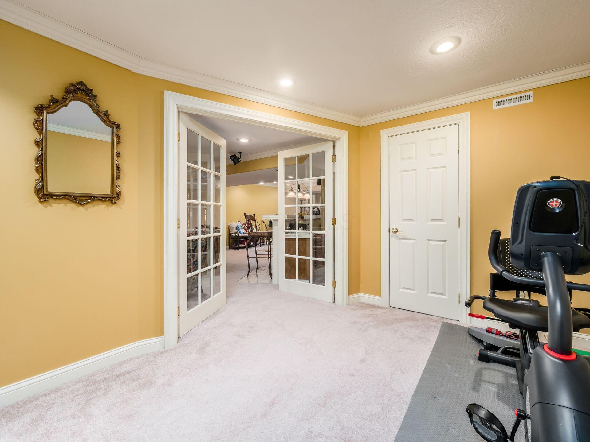 532 Old Farm Road Columbus, OH 43213 - Photo 59 of 75 French Doors