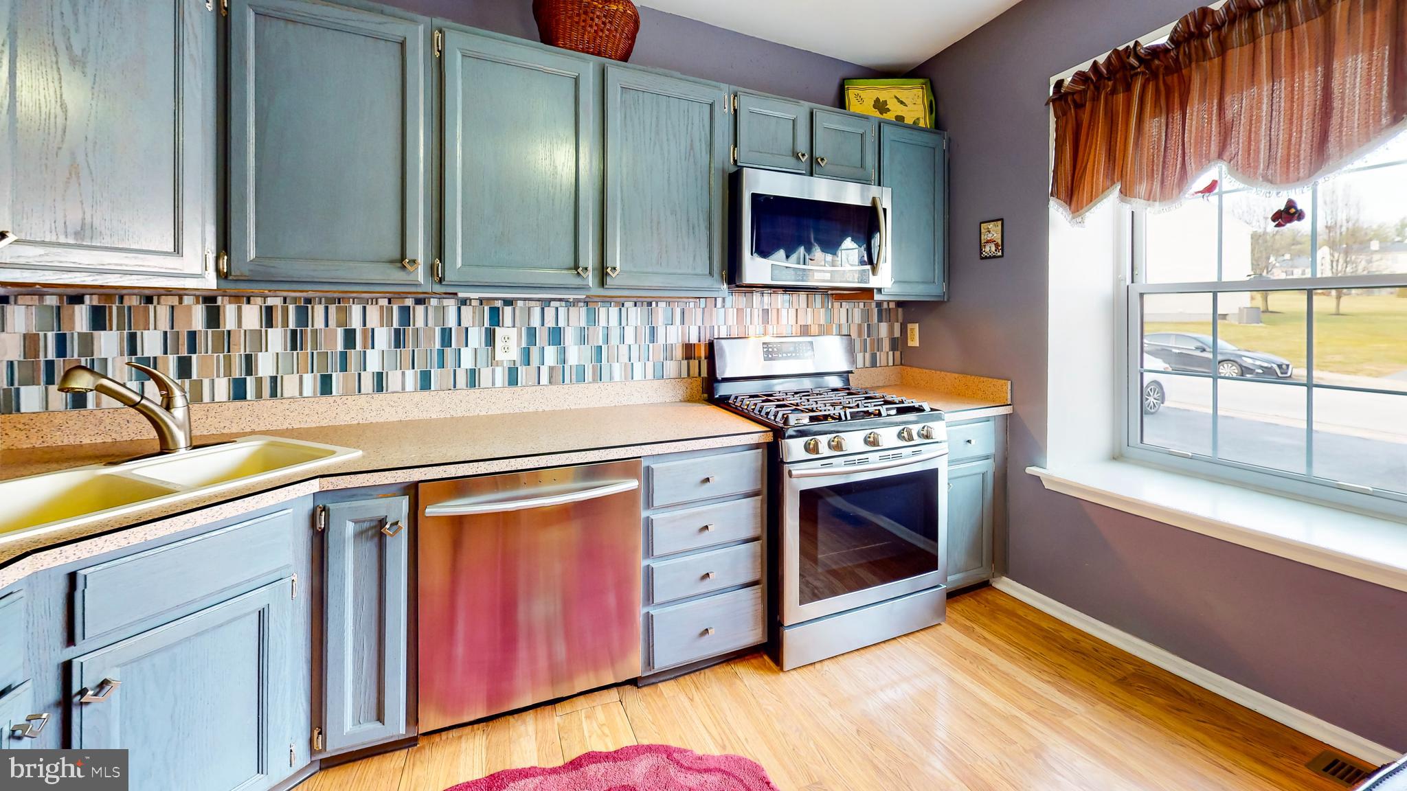 56 Ruth Road Brookhaven, PA 19015 - Photo 5 of 37 Bright Kitchen