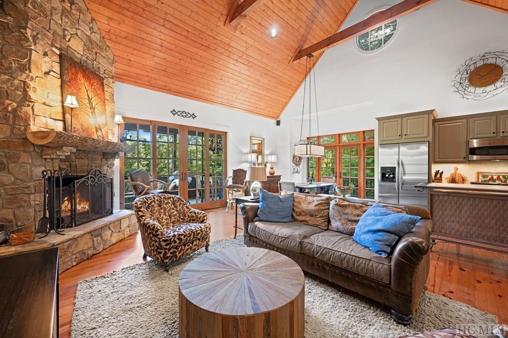 392 Rendezvous Ridge Cashiers, NC 28717 - Photo 19 of 75 Gallery Image 19