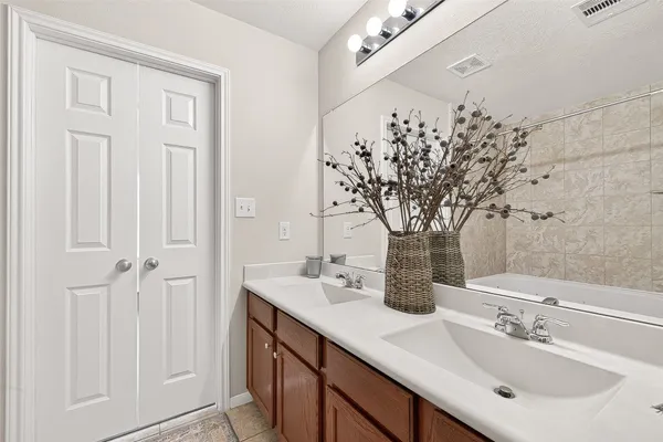 $280,000 | 18605 Jaya Loch Court, Spring, TX 77379