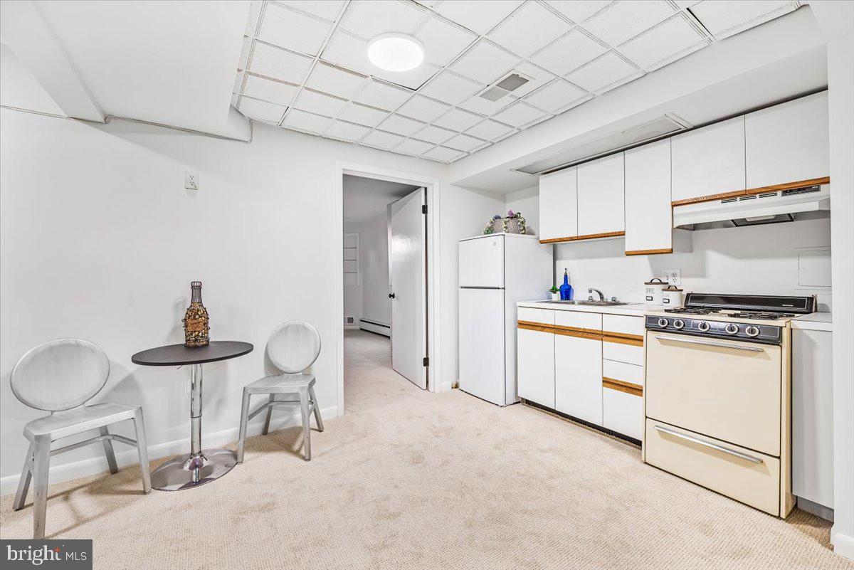 1318 Midwood Place Silver Spring, MD 20910 - Photo 28 of 39