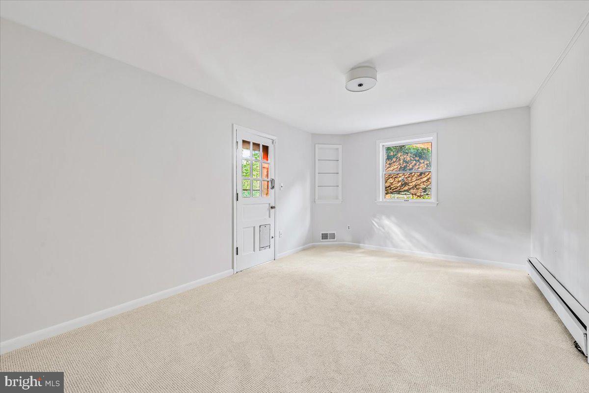 1318 Midwood Place Silver Spring, MD 20910 - Photo 29 of 39