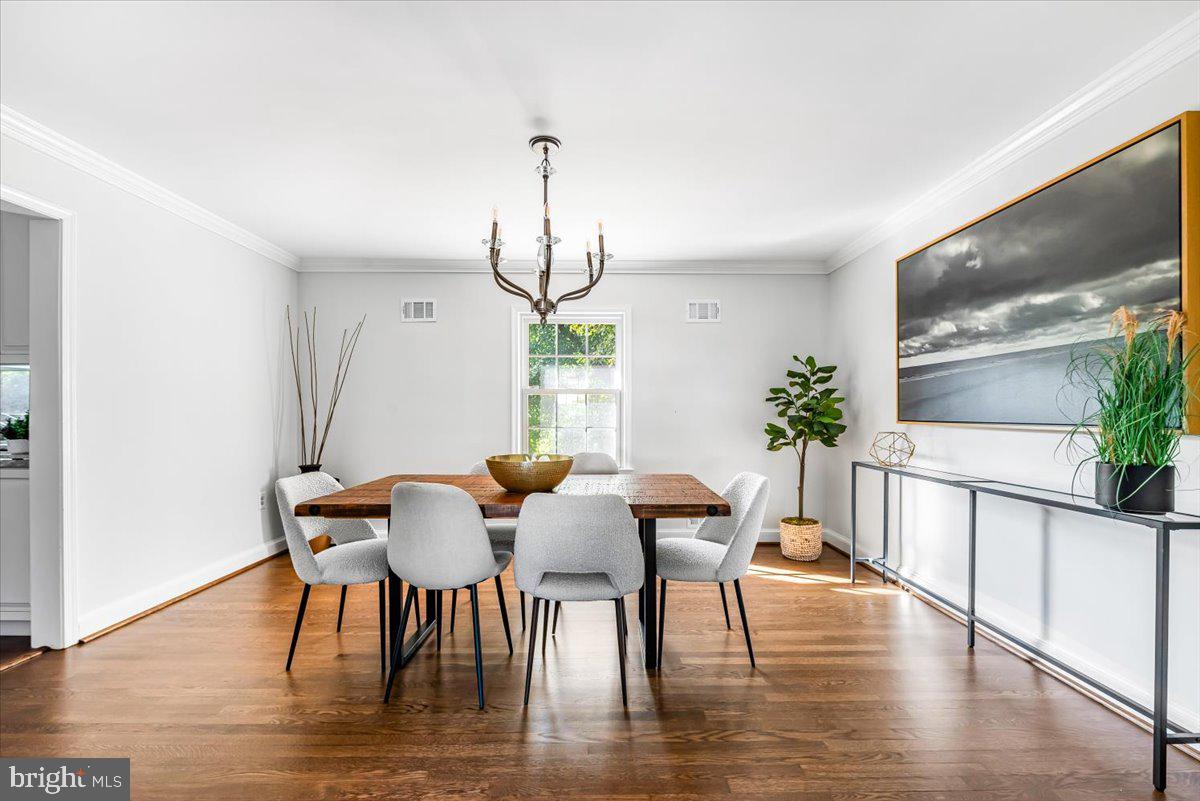 1318 Midwood Place Silver Spring, MD 20910 - Photo 6 of 39