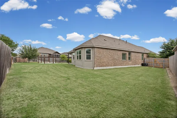 $2,200 | 253 Joseph Drive, Buda, TX 78610