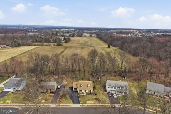 $475,000 | 125 Olde Pilgrim Road, Dublin, PA 18917