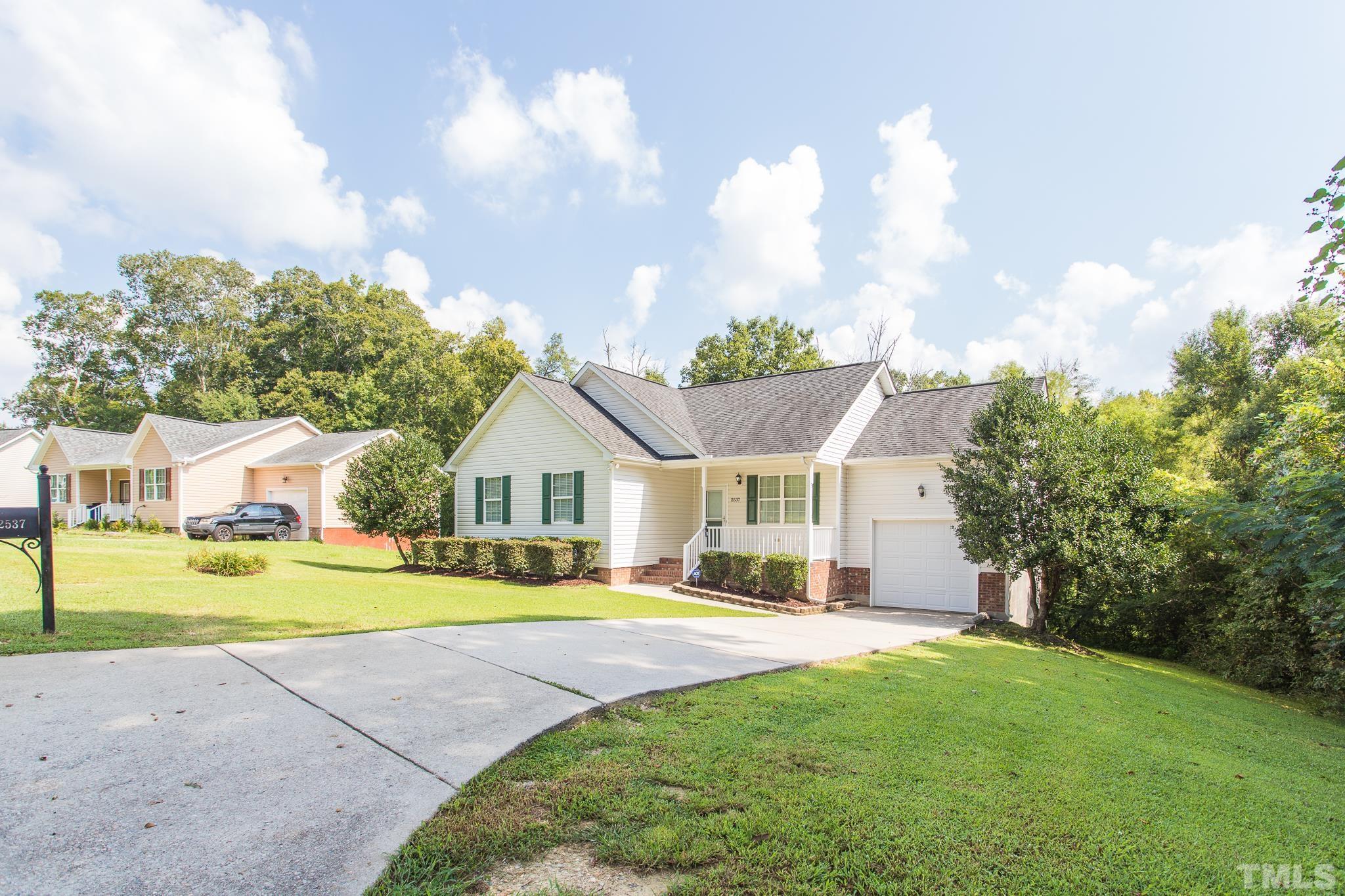 2537 Friendly Trail Raleigh, NC 27610 - Photo 4 of 30