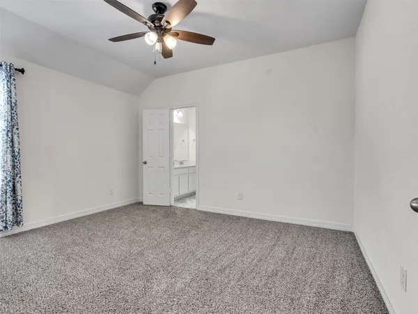 $3,200 | 11066 Walts Run Lane, Cypress, TX 77433