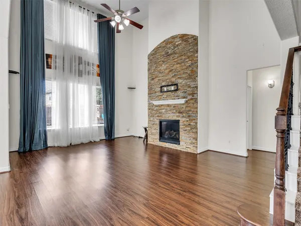 $3,200 | 11066 Walts Run Lane, Cypress, TX 77433