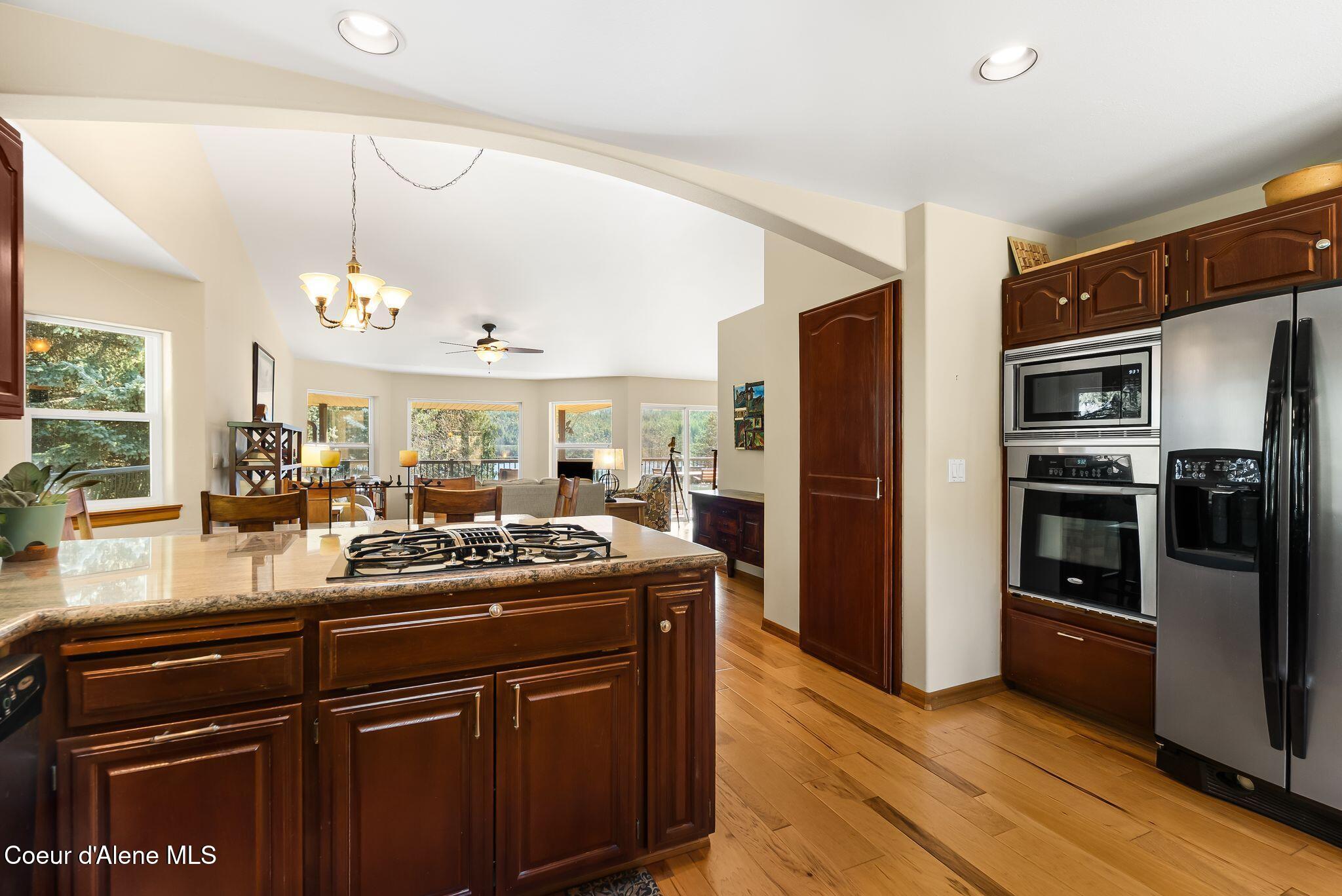 338 Steep Lane Cocolalla, ID 83813 - Photo 18 of 73 Kitchen pantry