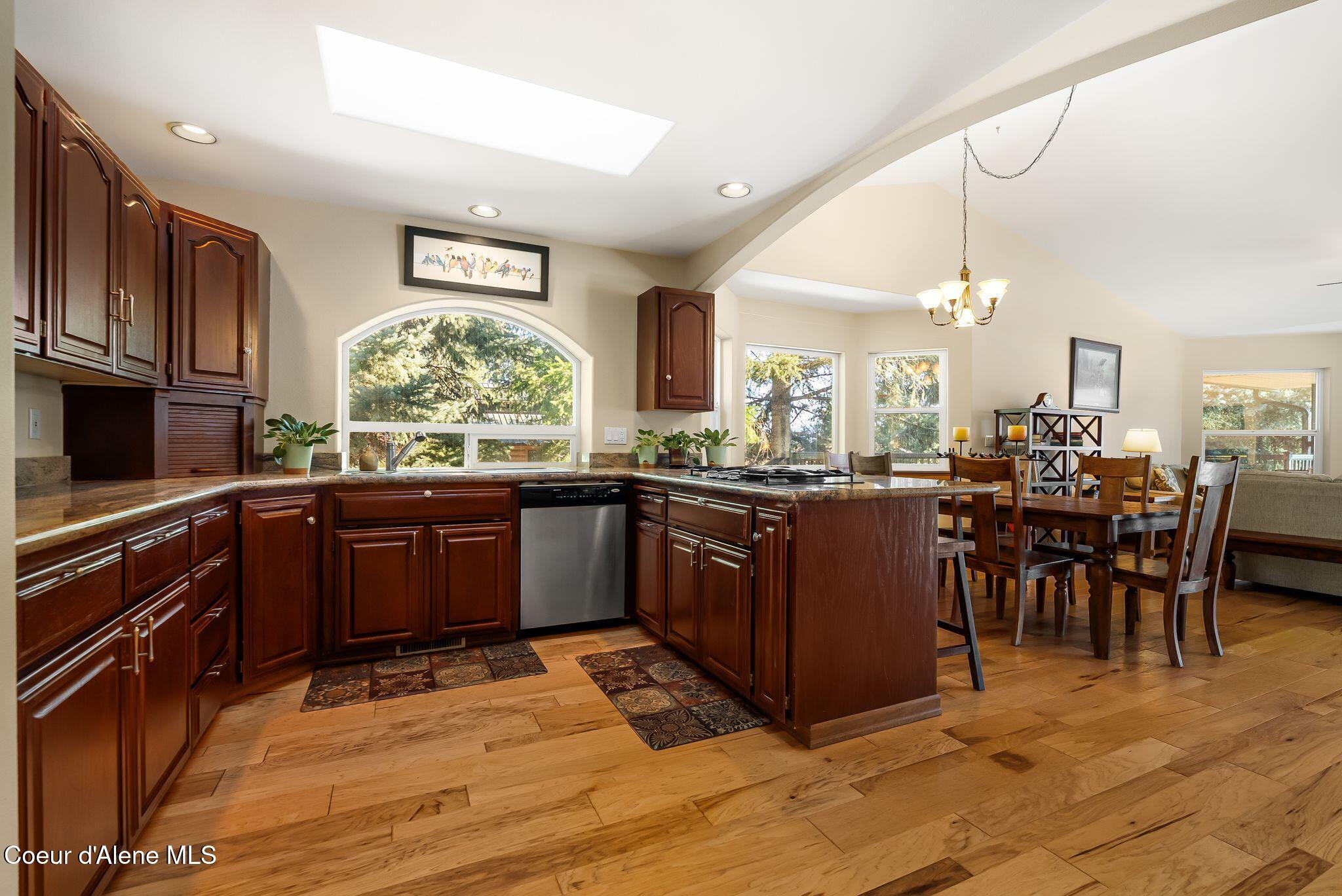 338 Steep Lane Cocolalla, ID 83813 - Photo 19 of 73 Granite counters