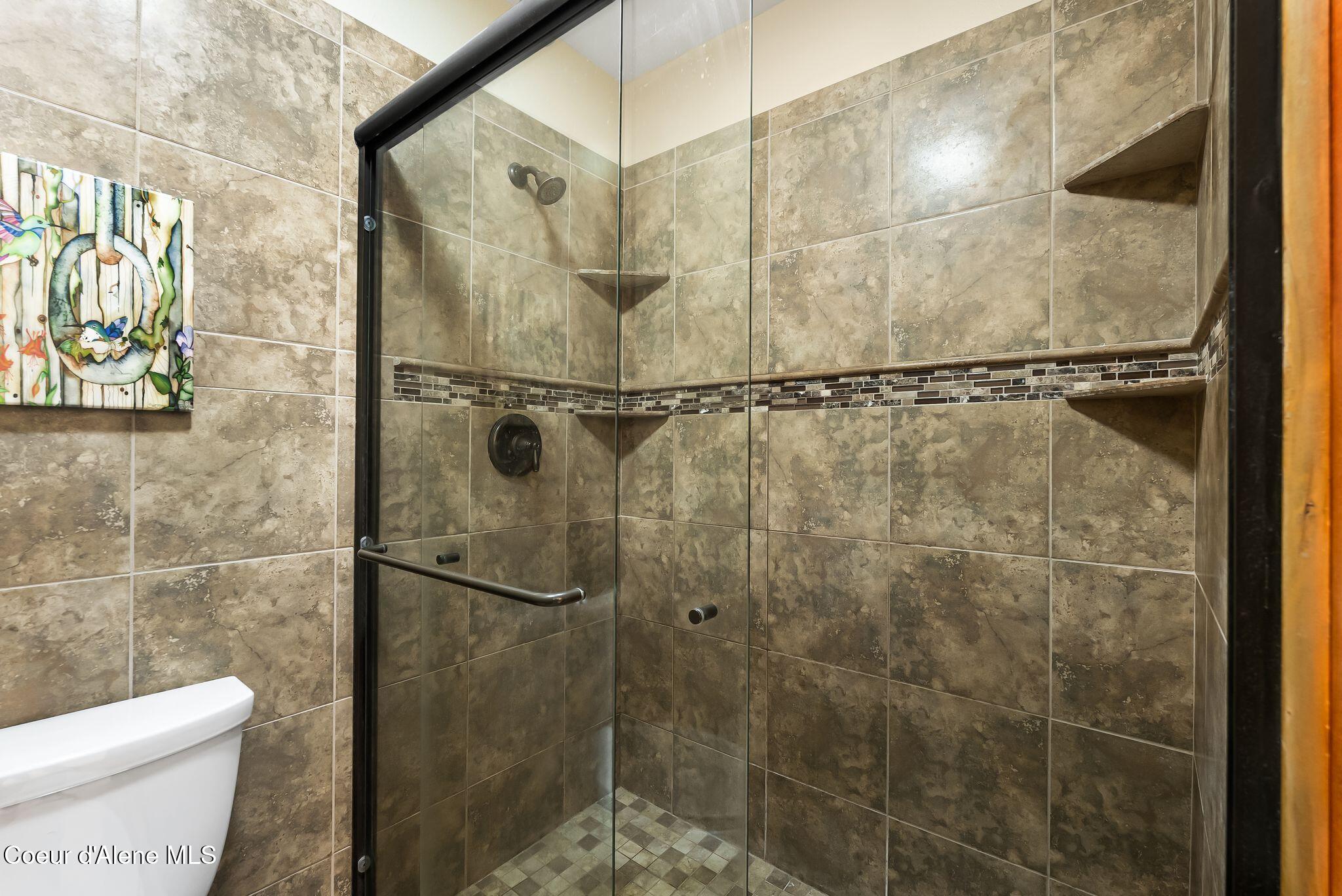 338 Steep Lane Cocolalla, ID 83813 - Photo 30 of 73 Master walk-in shower