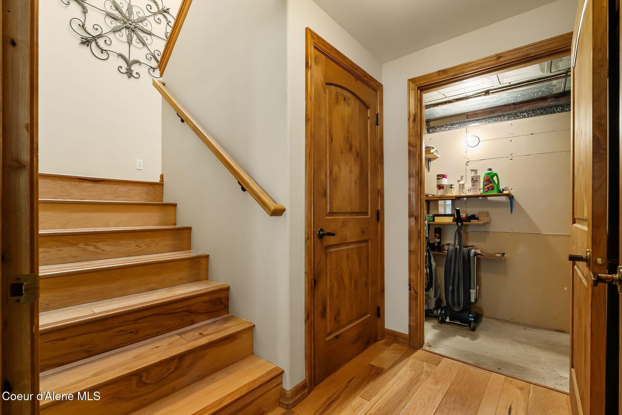 338 Steep Lane Cocolalla, ID 83813 - Photo 51 of 73 Looking towards the utility room