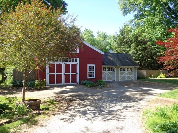 10 Springfield Street Wilbraham, MA 01095 - Photo 2 of 30 Gallery Image 2