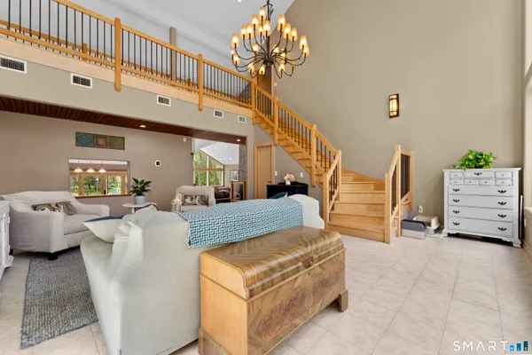 $1,290,000 | 500 Thrall Avenue, Suffield, CT 06078