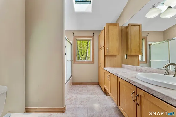 $1,290,000 | 500 Thrall Avenue, Suffield, CT 06078