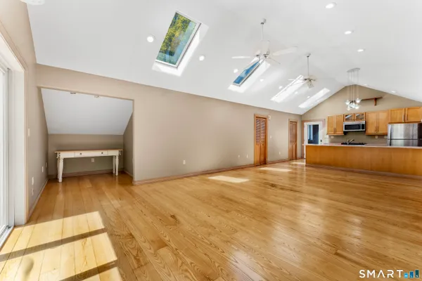 $1,290,000 | 500 Thrall Avenue, Suffield, CT 06078