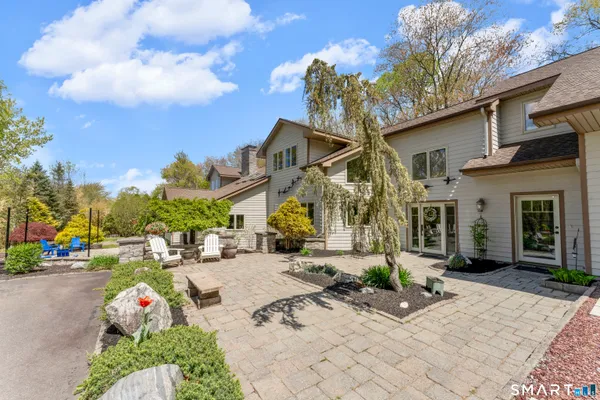 $1,290,000 | 500 Thrall Avenue, Suffield, CT 06078
