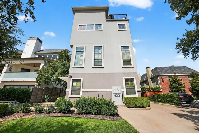$650,000 | 4212 Bowser Avenue, Unit C, Dallas, TX 75219