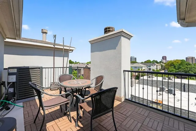 $650,000 | 4212 Bowser Avenue, Unit C, Dallas, TX 75219