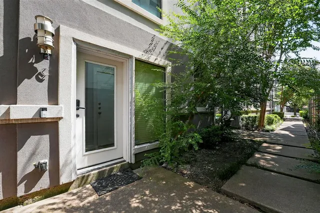 $650,000 | 4212 Bowser Avenue, Unit C, Dallas, TX 75219