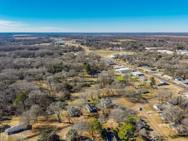 $152,000 | 210 Eureka Street, Batesville, MS 38606