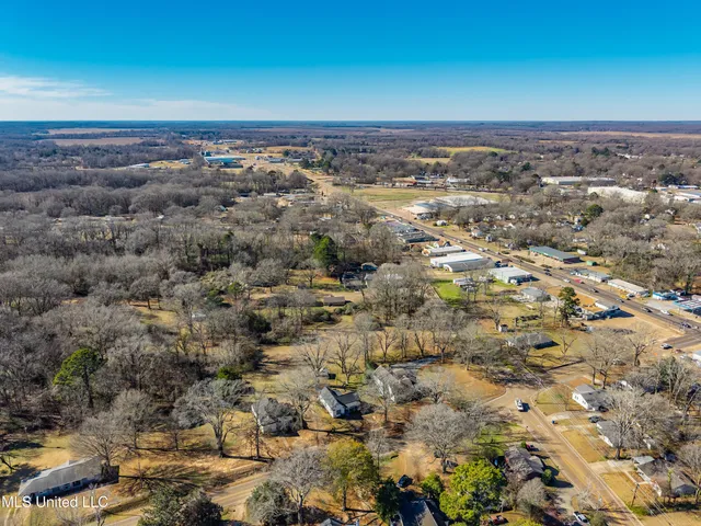 $165,000 | 210 Eureka Street, Batesville, MS 38606