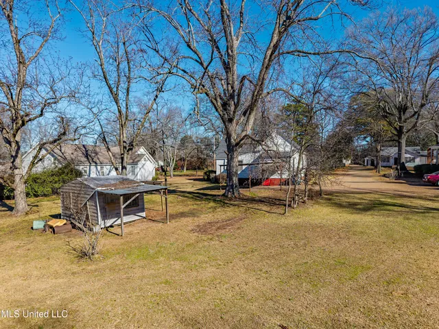 $165,000 | 210 Eureka Street, Batesville, MS 38606