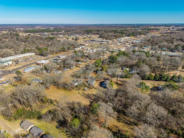 $165,000 | 210 Eureka Street, Batesville, MS 38606