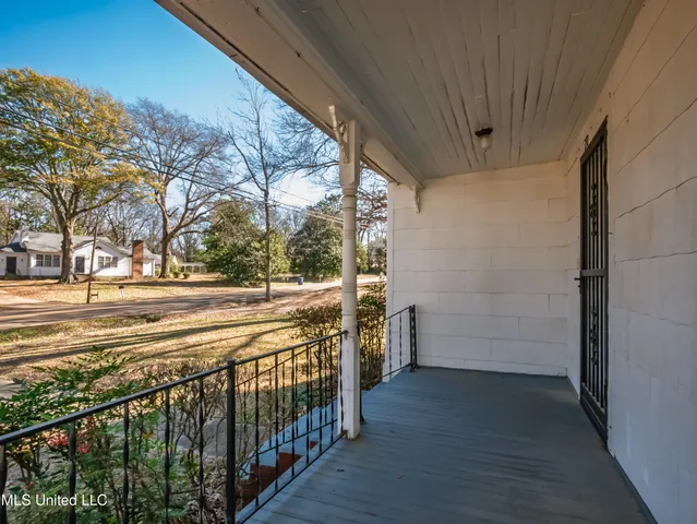 $165,000 | 210 Eureka Street, Batesville, MS 38606
